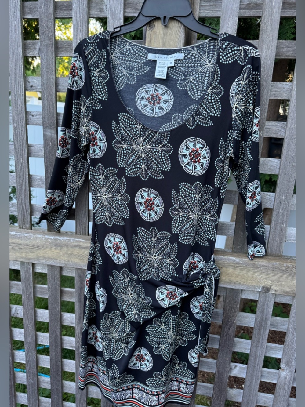 Max studio knot-waist scoop-neck dress Medium